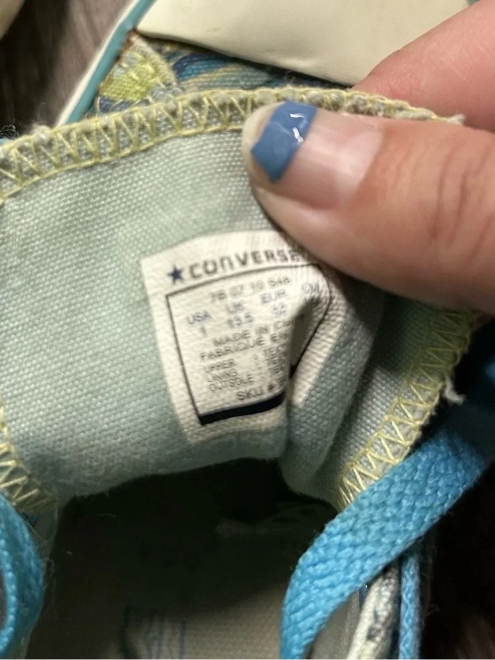 Girl’s Converse Blue Green Sneakers Size 1